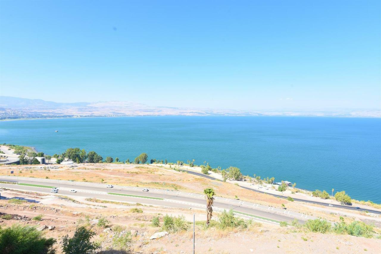 Aristone Luxury Apartment Tiberias Exterior foto
